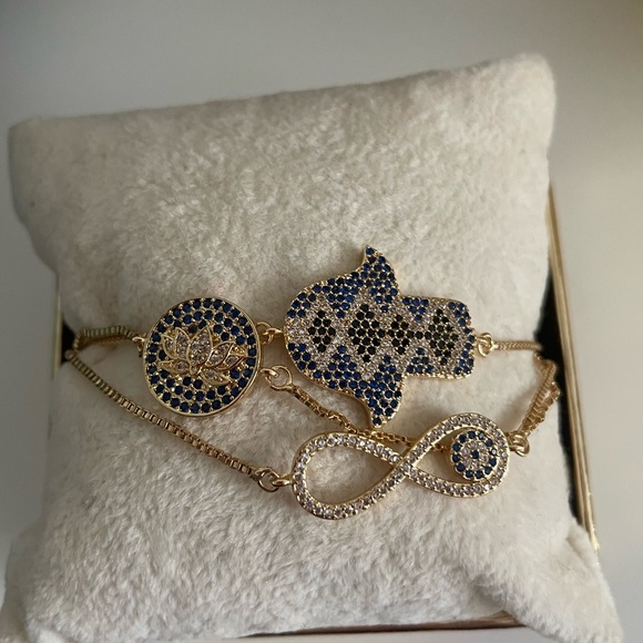 💧 EYE CANDY- Infinite Lotus Hamsa Gold Plated Multi Layer Bracelet Set, NWT - Picture 3 of 4